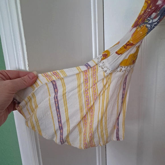 Rare Free People Lovestoned Lace Buttondown Printed Crochet Bell Sleeve Tunic XS - Picture 5 of 11